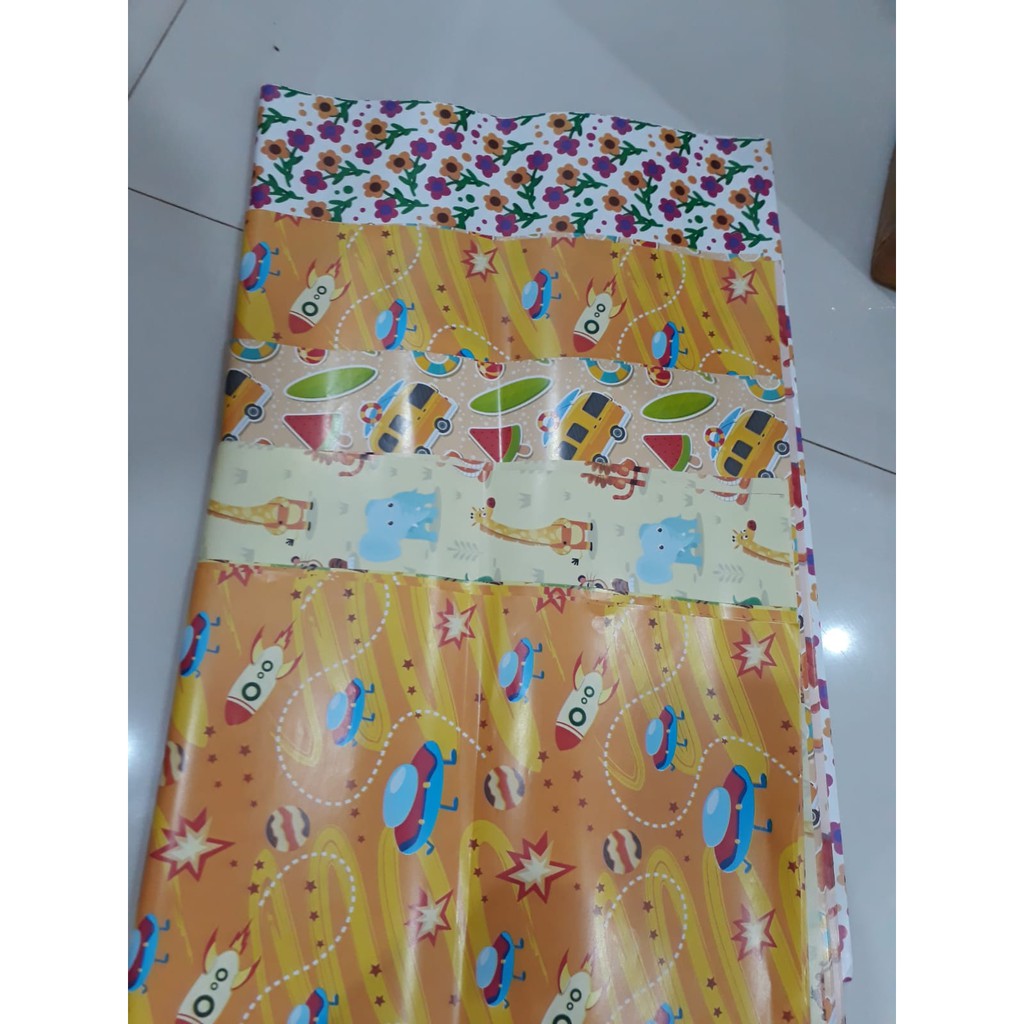 

KERTAS KADO