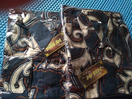 Batik Pria Lengan Panjang / Kemeja Batik Warna Navy / Baju Batik Pria Murah