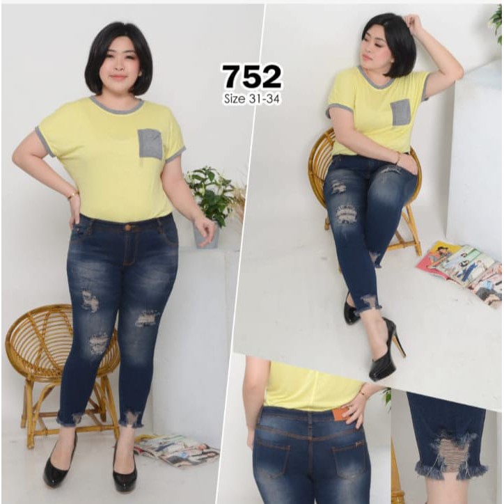 MC girl Celana Jeans 7/9 Ripped Jumbo / Celana Jeans 7/9 Sobek Jumbo / Celana Ripped Jeans / Celana