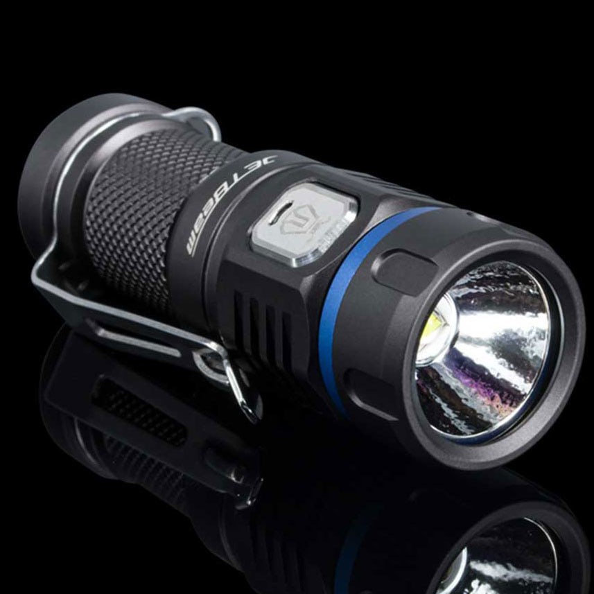 JETBeam E20R Senter LED SST40 N4 BC 990 Lumens - Black