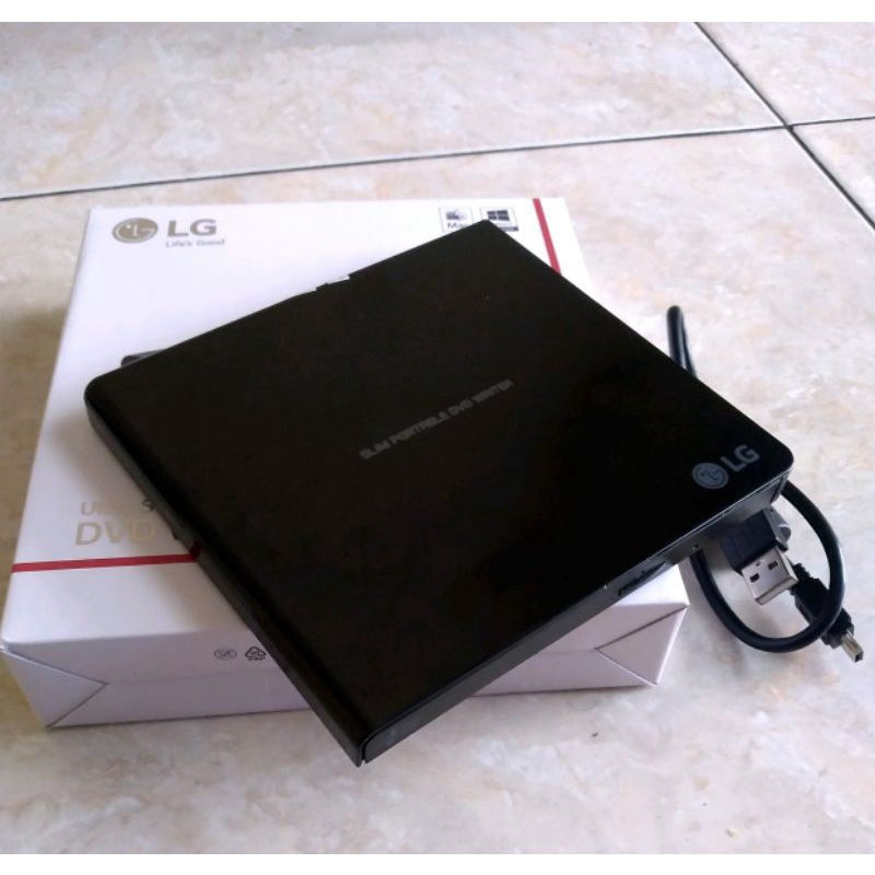 DVD WRITER LG Ultra Slim External USB | DVD RW potable GP65NB60 | DVD WRITER