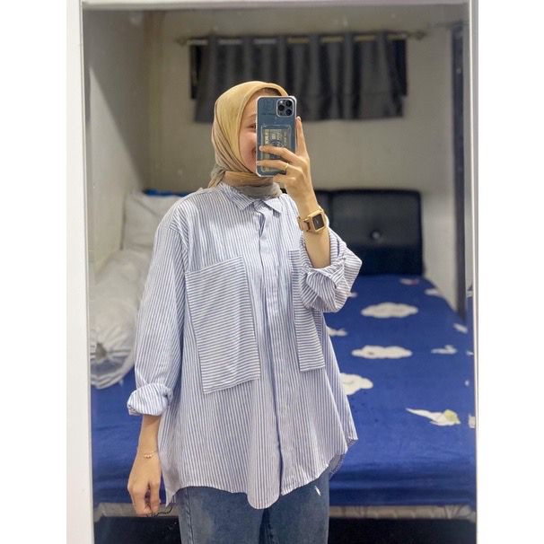 Tq88indonesia Fashion Kemeja Salur Wanita Lengan Panjang /  LAIKA STRIPE OVERSIZE POCKET SHIRT / Busana Casual Cewek / Kem / Hem / Ootd / Outfit / Outfit