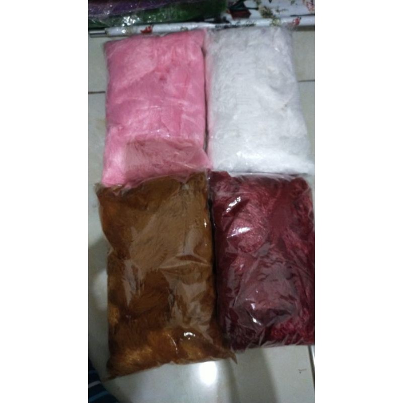 taplak meja/dashboard mobil bulu