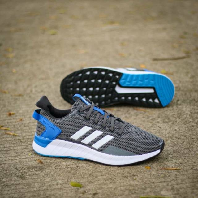 Adidas Questar