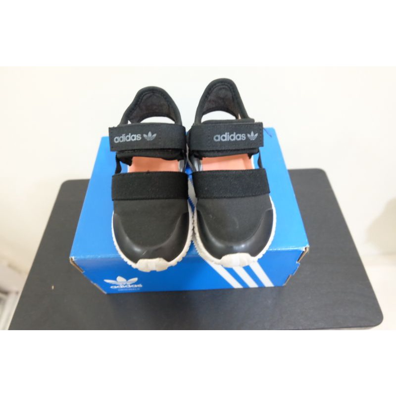 Sepatu anak Nike Ori