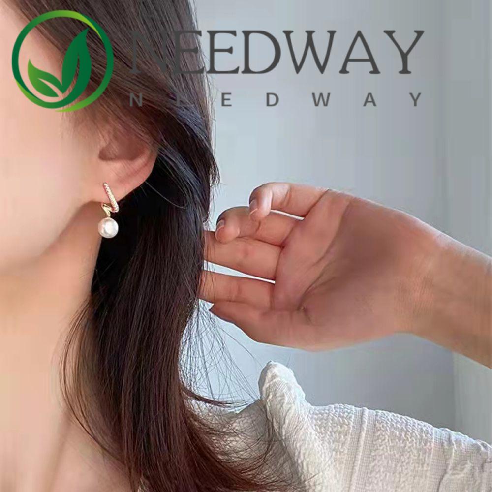 Anting Silver Needle Bentuk Spiral Aksen Mutiara Kristal Shiny Multicolor Gaya Korea Untuk Wanita