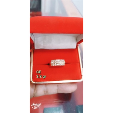 Cincin baris tiga berlian Medan asli