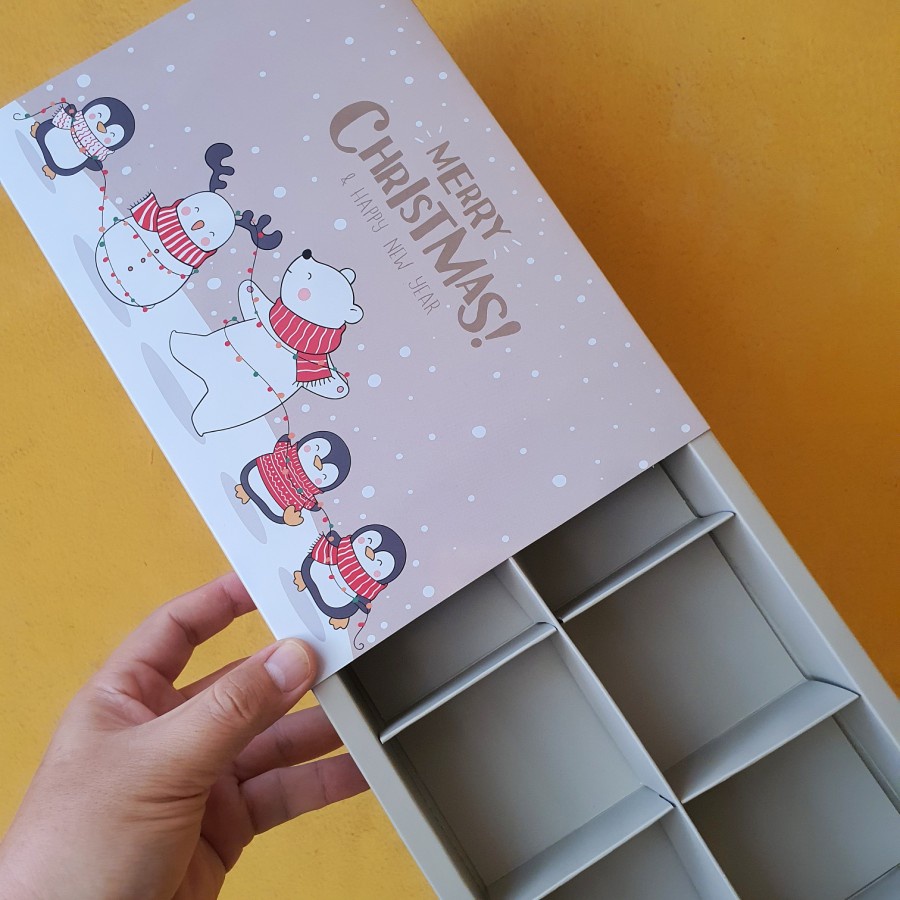 

Dus Eggtart Natal Kotak Kemasan Sekat 6 Kardus Hampers Mini Pie Cookies Cake Box Polar Bear Christmas