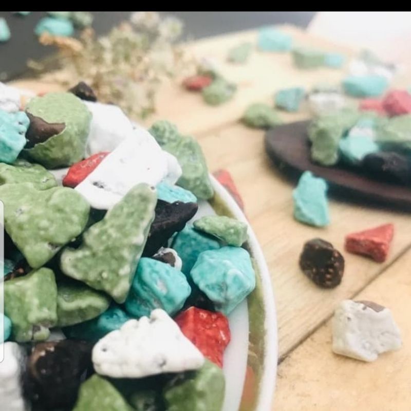 

Coklat batu/Coklat kerikil oleh-oleh haji dan umroh