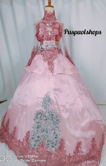 Gaun pengantin 3d pink salem/ rose gold