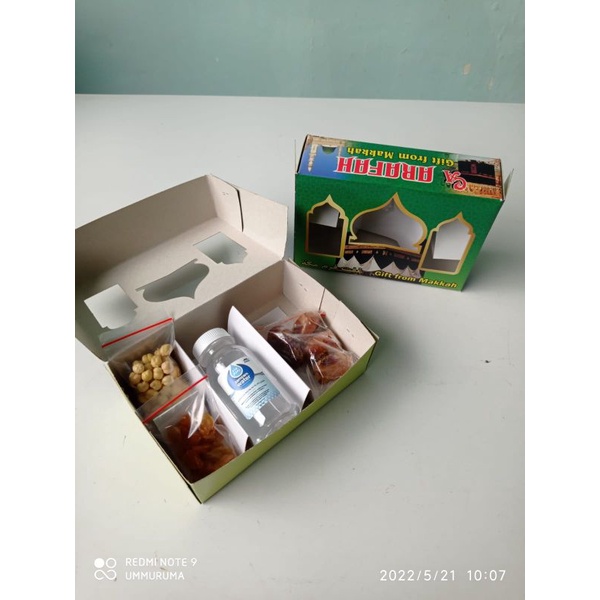 

kardus oleh oleh haji dan umroh / box oleh oleh haji dan umroh