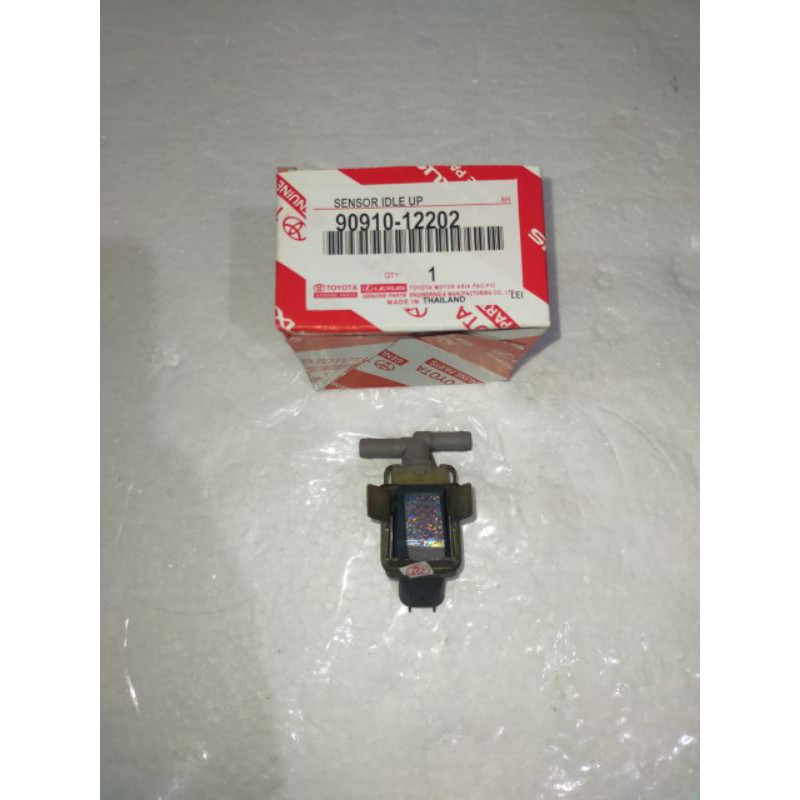 SWITCH SENSOR IDLE UP AC VIOS OLD LAMA LIMO 2004-2007