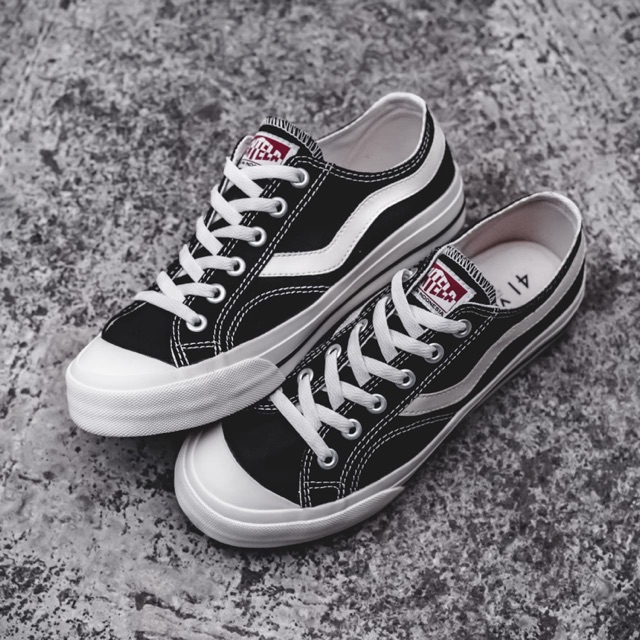 Jual Ventela Public Black White Low Shopee Indonesia