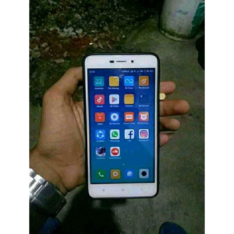 handphone Xiaomi redmi 4a seken (bekas pakai) murah berkualitas