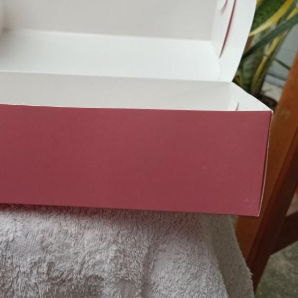 

box kue 22x10x7 bolu gulung box bomboloni