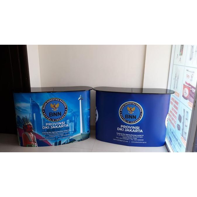 

BEST SELLER POP UP COUNTER / MEJA PAMERAN BERIKUT STIKER PRINTING ZD195