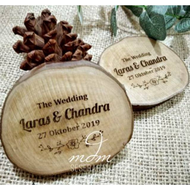 Nama di kayu / grafir nama di kayu/ nama pengantin kayu /wooden engaving /tulisan dikayu untum mahar