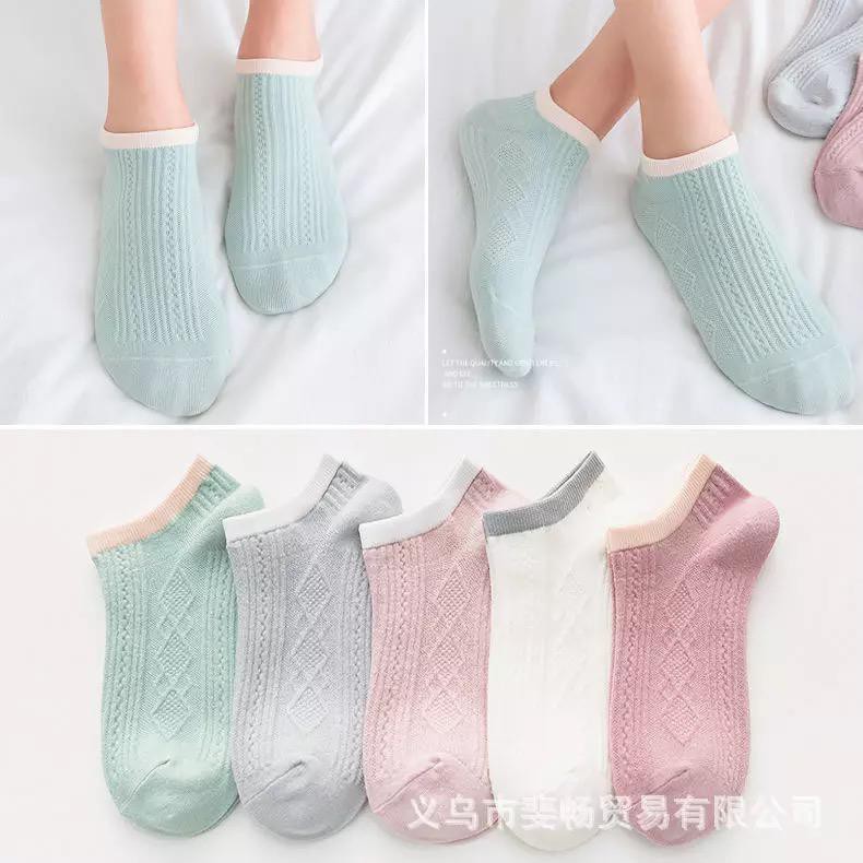 BEE - Kaos Kaki Korea Style Fashion Casual Sport Motif Garis Bahan Katun Warna Polos Sock SC 21