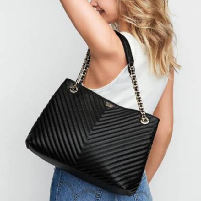 Tas victoria secret pebble quilt tote bag