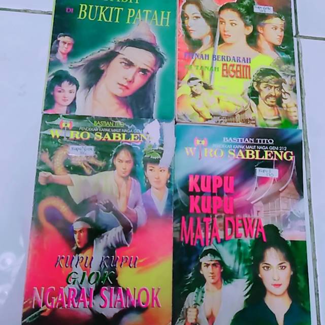 Novel Wiro Sableng Pendekar Kapak Maut 212