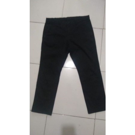 celana panjang uniqlo