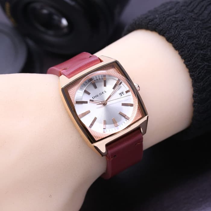 Ready 5 Pilihan Warna Jam Tangan Wanita New Diesel Tanggal Aktif