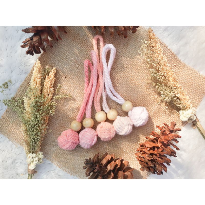 Gantungan kunci bola/Gantungan kunci macrame/Monkey Fist Keychain