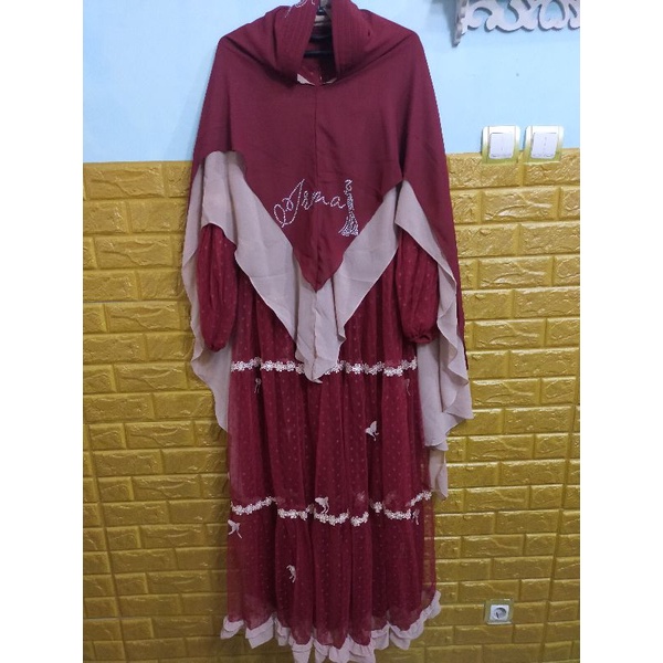 SET GAMIS KHIMAR MEWAH TILE DOT MARUN