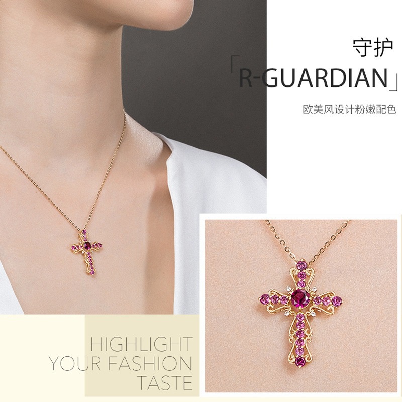 [Ready Stock]Fashion Inlaid Garnet Cross Pendant Personalized Necklace