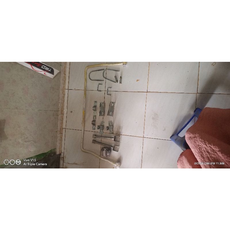 stabilizer belakang mobil toyota rush lama model anting