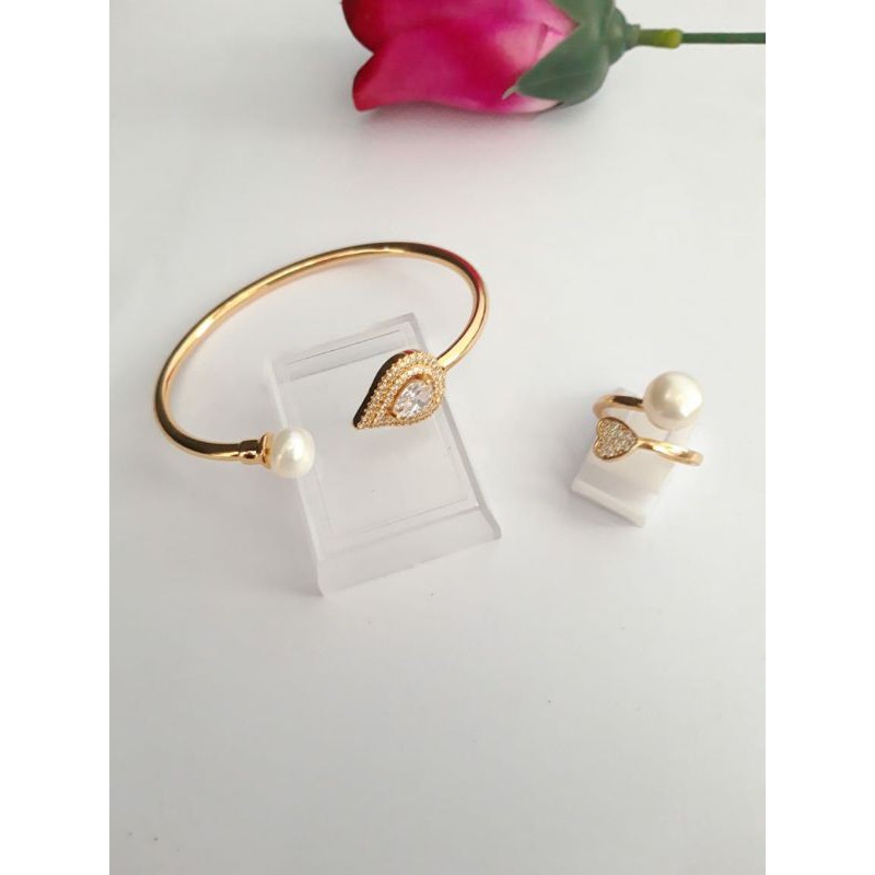 MUTIARA LOMBOK GELANG MUTIARA AIR TAWAR MODEL TERBUKA GELANG NEFERTIRI