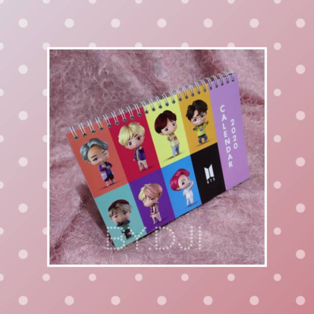 

Kalender duduk BTS / KPop / Foto Custom