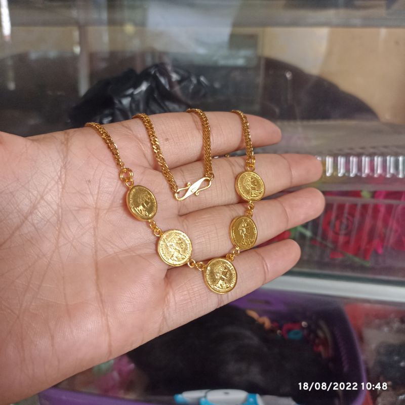 kalung titanium liontin koin kuningan lapis emas