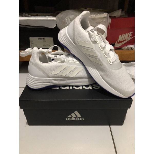 Adidas QT Racer Sport (Women)