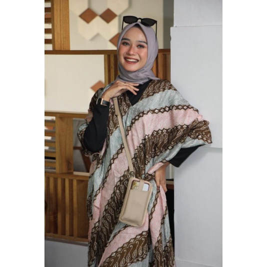 DOMPET WALLET EVELYN ORI MY QEENA BY KIRANA STUFF