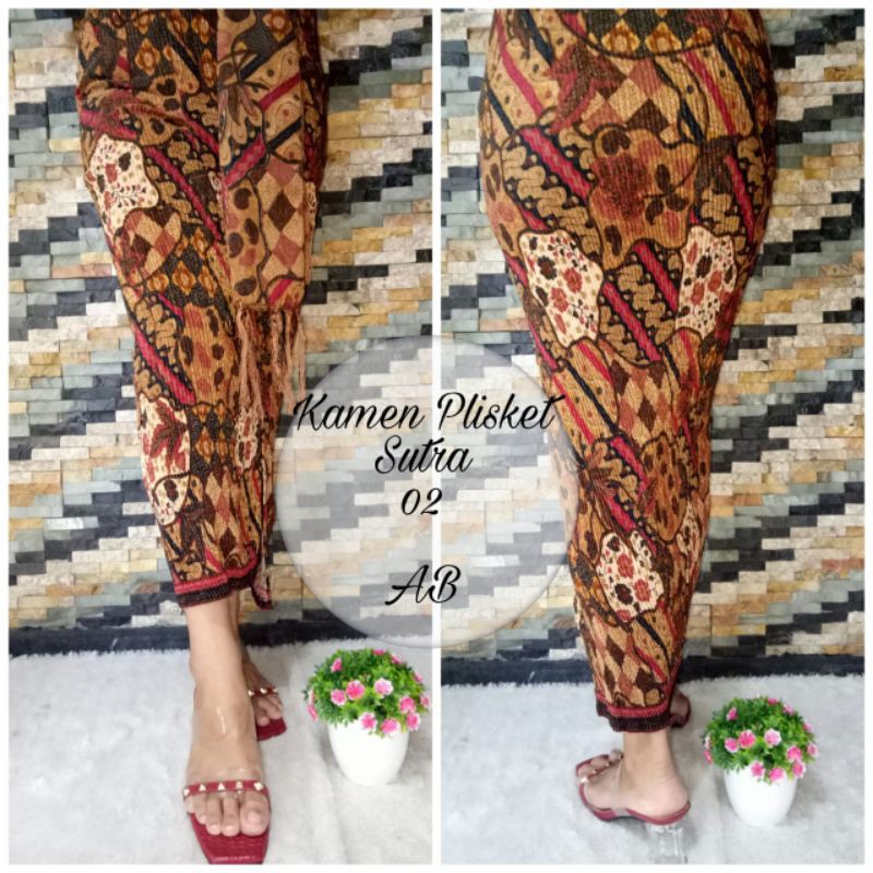 Kamen jadi plisket sutra dolby