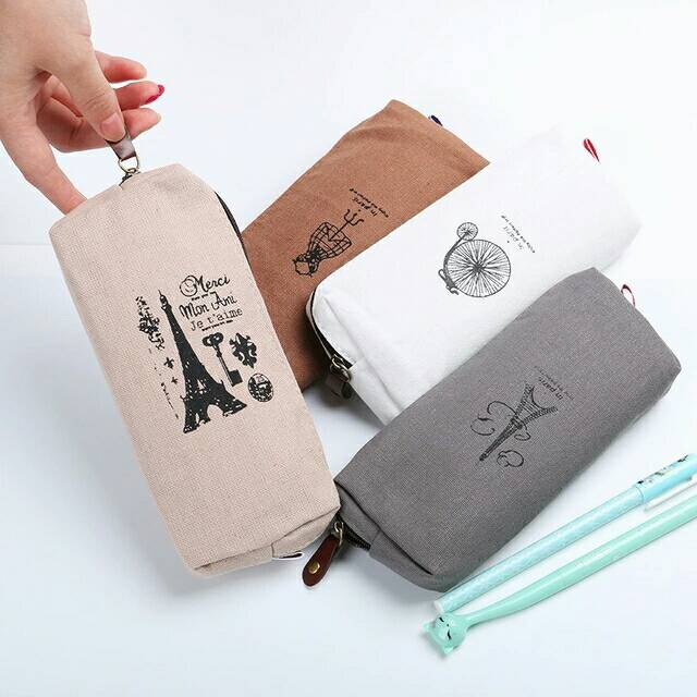 

Tempat Pensil Motif Retro