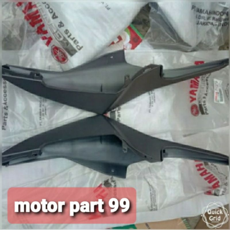 COVER BODY SAMPING BELAKANG R15 LAMA V2 ABU ABU ORIGINAL YAMAHA 2PK-F1731-00-P3 2PK-F1741-00-P3