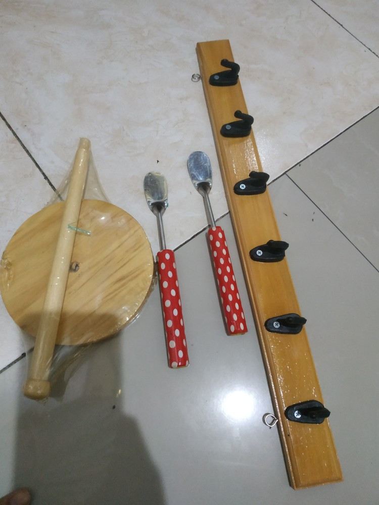 Kapstok Kayu Unik Clear Kayu Pinus Pilihan 6 Kail