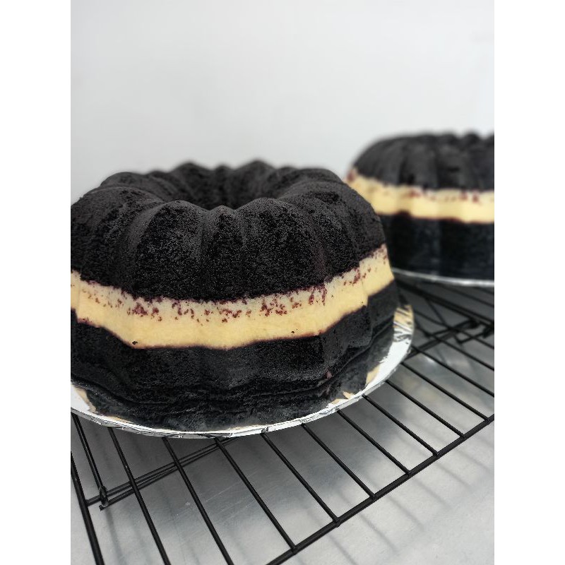 

Bolu Kukus Ketan Hitam Cream Chesee