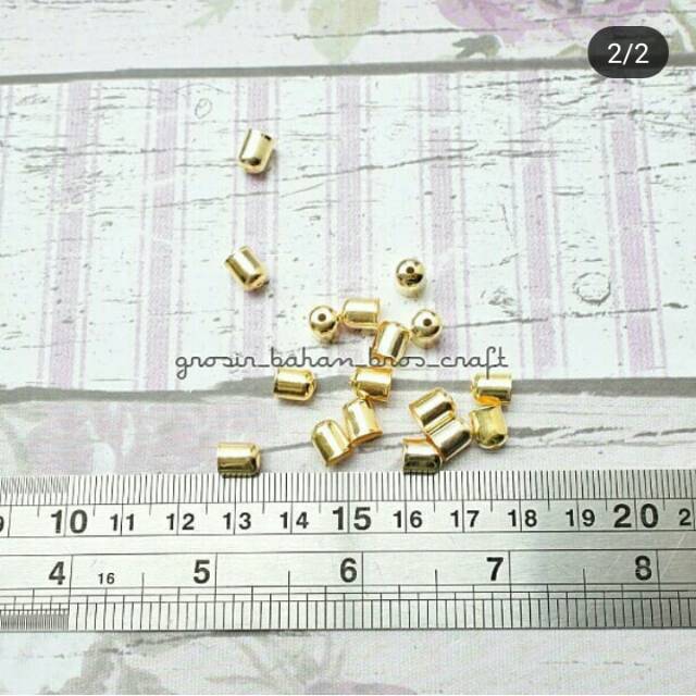 Topi Tassel Berlubang diameter 6mm warna GOLD (kurleb 50pcs)
