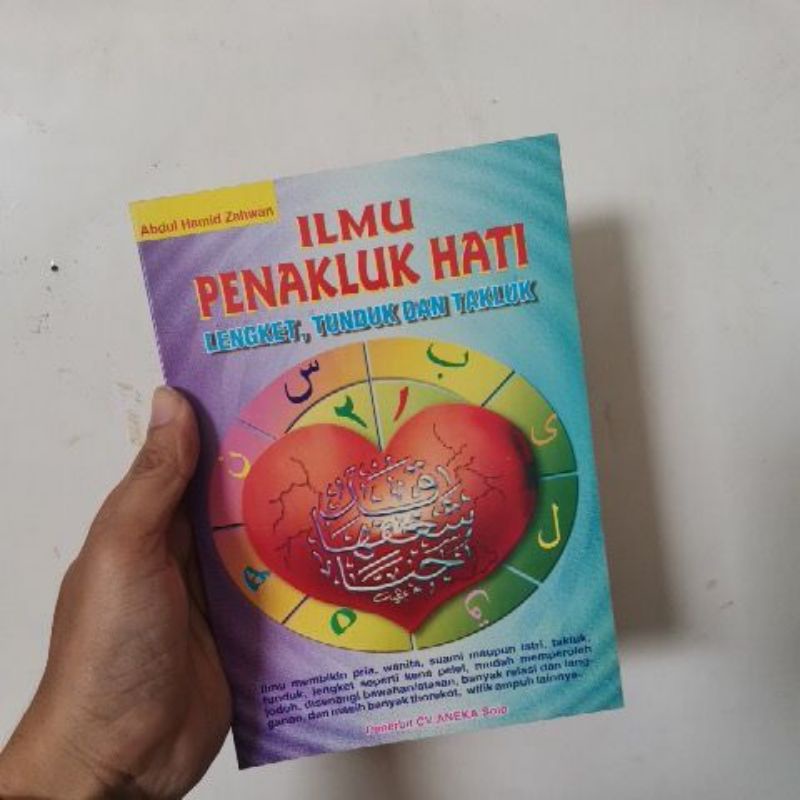 

Buku Ilmu penakluk hati