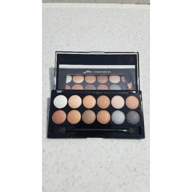 Eye shadow pallet Padat isi 12 warna