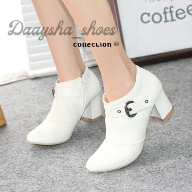 Sepatu boots wanita sbr 703