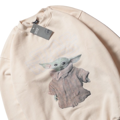 Sweater Crewneck STARWARS BABY YODA / Jaket Crewneck Pria / Jaket Crewneck Wanita Available M L XL Casual Good Brand Quality (Fulltag) Realpict