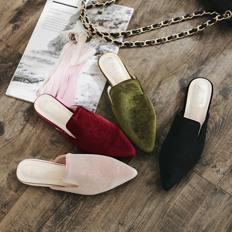 Sepatudari Karin Flatshoes wanita mules polos dilengkapi dengan alas super empuk KR-FS0054