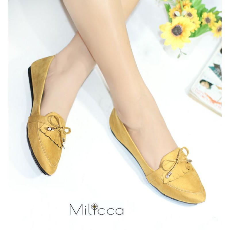 Milicca Sepatu Flat Kasual Krilise