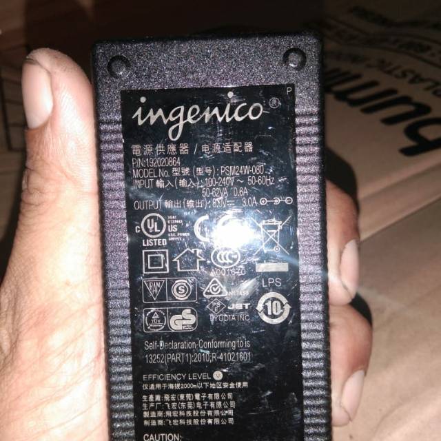 Adaptor mesin edc bca 8 volt 3 amper