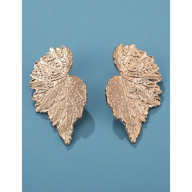 LRC Anting Tusuk Fashion Golden Leaf Relief Earrings D73513