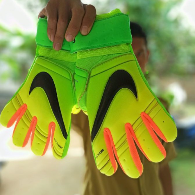 Sarung Tangan Kiper Nike SGT Reverse Premier Green